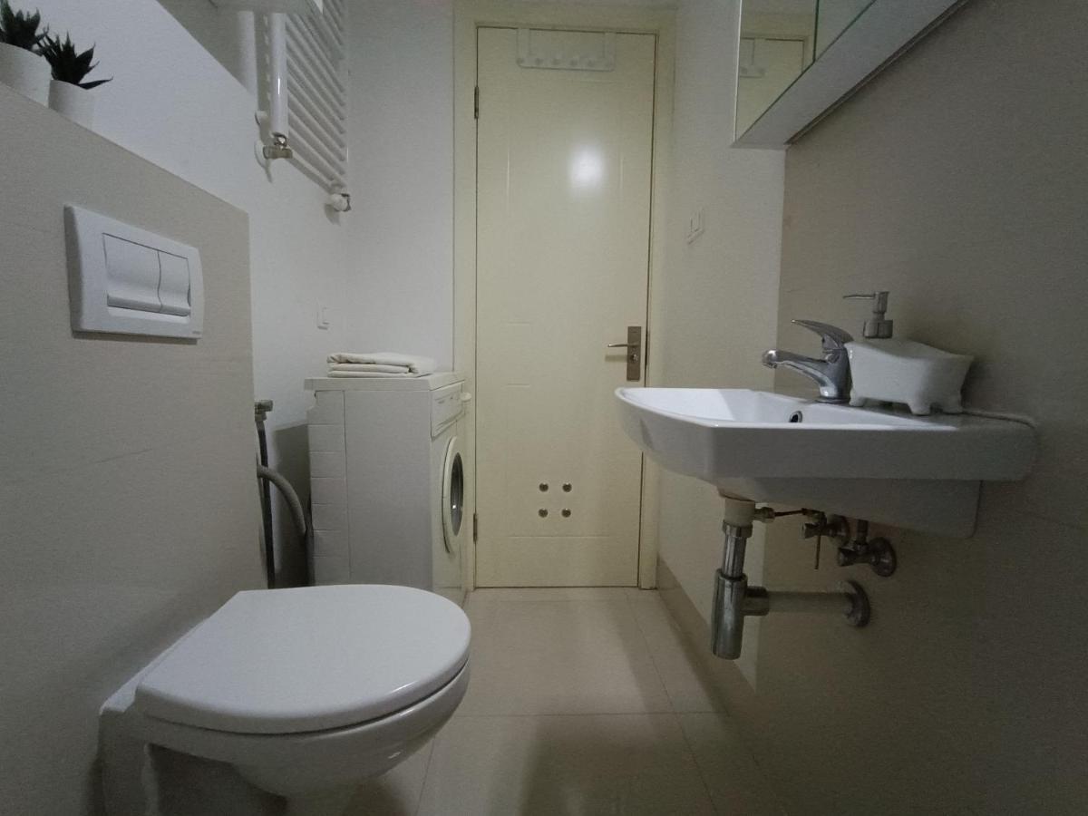 L Ajax Copernicus Center Apartment Warsaw Exterior photo